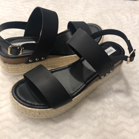 Steve Madden Shoes - Steve Madden Sandals